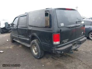 2001 Ford Excursion Limited with VIN 1FMNU43S31ED09394, listed as a IAAI auction lot 41188846 with 350,544 mi miles. Bid and sale history available at carsss.com. Image 3.