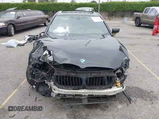 2019 BMW 5 Series 530e с VIN WBAJA9C56KB399028, выставлен на аукционе IAAI как лот 42068202 с пробегом 124 068 миль миль и . История ставок и продаж доступна на DreamBid. Изображение 12.