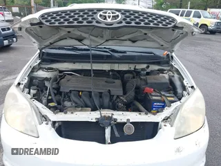 2003 Toyota Matrix Std with VIN 2T1KR32E53C033482, listed as a IAAI auction lot 42256665 with 132,084 mi miles and . Bid and sale history available at DreamBid. Image 10.