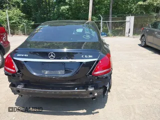 2016 Mercedes-Benz C 63 S AMG z VIN 55SWF8HB7GU129053, wystawiony jako IAAI lot #42562276 z przebiegiem 117 727 mil mil oraz . Historia ofert i sprzedaży dostępna na DreamBid. Obrazek 16.