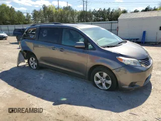 2016 Toyota Sienna LE AAS с VIN 5TDKK3DC7GS723554, выставлен на аукционе Copart как лот 53332905 с пробегом 131 216 миль миль и Списание • Salvage title. История ставок и продаж доступна на DreamBid. Изображение 4.