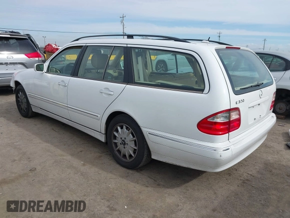 2001 Mercedes-Benz E-Class with VIN WDBJH65J31B364290, listed as a IAAI auction lot 41545677 with 162,040 mi miles. Bid and sale history available at carsss.com. Image 3.