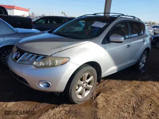 2009 Nissan Murano S with VIN JN8AZ18U39W106173, listed as a IAAI auction lot 41832156 with 189,389 mi miles. Bid and sale history available at carsss.com. Image 2.