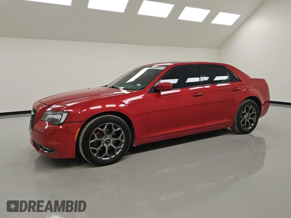 2015 Chrysler 300 S z VIN 2C3CCAGG7FH882998, wystawiony jako Copart lot #54315585 z przebiegiem 110 994 mil mil oraz Tytuł czysty. Historia ofert i sprzedaży dostępna na DreamBid. Obrazek 1.