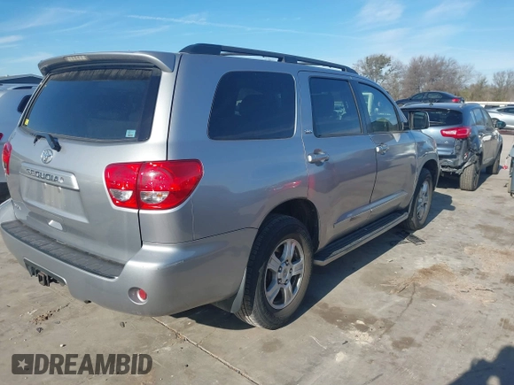 2010 Toyota Sequoia SR5 with VIN 5TDZM5G16AS002051, listed as a IAAI auction lot 41313149 with 182,666 mi miles. Bid and sale history available at carsss.com. Image 4.