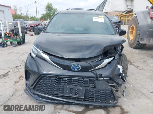 2023 Toyota Sienna XSE with VIN 5TDDSKFC5PS104449, listed as a IAAI auction lot 42270422 with 28,016 mi miles and . Bid and sale history available at DreamBid. Image 13.