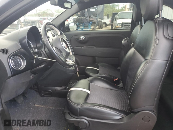 2016 FIAT 500e with VIN 3C3CFFGE0GT193185, listed as a Copart auction lot 53547515 with 31,335 mi miles and Salvage title. Bid and sale history available at DreamBid. Image 7.