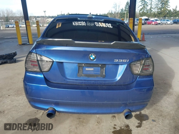 2007 BMW 3 Series 335i with VIN WBAVB73517PA86968, listed as a IAAI auction lot 41671253 with 95,556 mi miles. Bid and sale history available at carsss.com. Image 17.