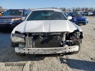 2016 Chrysler 300 S with VIN 2C3CCABG1GH229852, listed as a Copart auction lot 82442774 with 131,482 mi miles and Salvage Title. Bid and sale history available at DreamBid. Image 5.