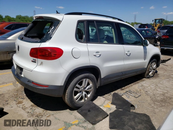 2016 Volkswagen Tiguan R-Line with VIN WVGBV7AX1GW593028, listed as a Copart auction lot 57425084 with Not Provided miles and Salvage Title. Bid and sale history available at DreamBid. Image 3.