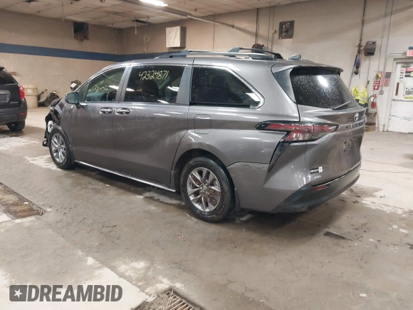 2023 Toyota Sienna XLE с VIN 5TDJSKFC0PS099650, выставлен на аукционе IAAI как лот 42324871 с пробегом 12 719 миль миль и . История ставок и продаж доступна на DreamBid. Изображение 3.