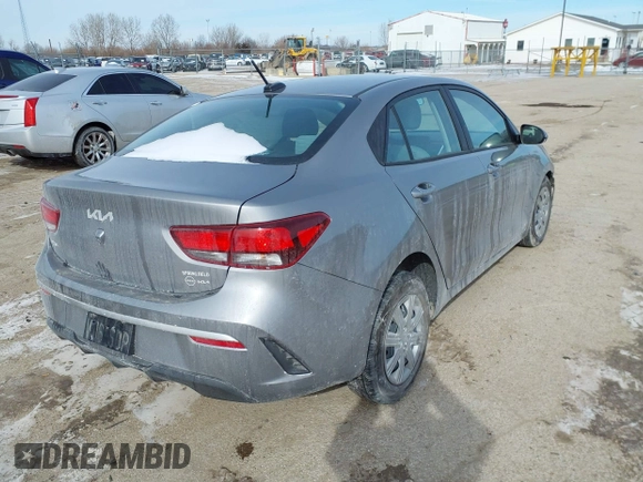 2023 Kia Rio LX z VIN 3KPA24AD4PE614445, wystawiony jako IAAI lot #41604522 z przebiegiem 15 649 mil mil oraz . Historia ofert i sprzedaży dostępna na DreamBid. Obrazek 4.