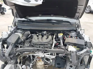 2018 Jeep Cherokee Latitude with VIN 1C4PJLCX7JD558850, listed as a IAAI auction lot 42199243 with 109,780 mi miles. Bid and sale history available at carsss.com. Image 10.