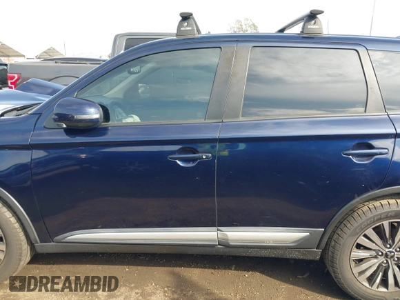 2020 Mitsubishi Outlander SE with VIN JA4AD3A39LZ046441, listed as a IAAI auction lot 41480147 with 46,066 mi miles and . Bid and sale history available at DreamBid. Image 14.