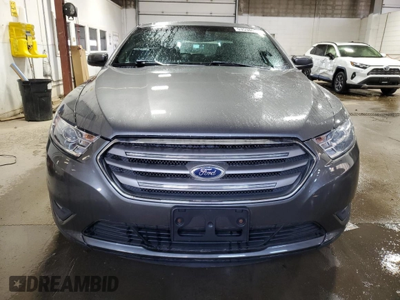 2013 Ford Taurus SEL z VIN 1FAHP2H84DG110704, wystawiony jako Copart lot #53538535 z przebiegiem 129 826 mil mil oraz Szkoda całkowita • Salvage title. Historia ofert i sprzedaży dostępna na DreamBid. Obrazek 5.