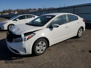 2018 Kia Forte LX with VIN 3KPFK4A71JE281810, listed as a Copart auction lot 48655715 with 101,804 mi miles and Salvage Title. Bid and sale history available at carsss.com. Image 1.