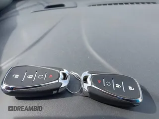 2020 Chevrolet Bolt EV LT z VIN 1G1FY6S06L4129658, wystawiony jako IAAI lot #42372460 z przebiegiem 43 417 mil mil oraz . Historia ofert i sprzedaży dostępna na DreamBid. Obrazek 11.
