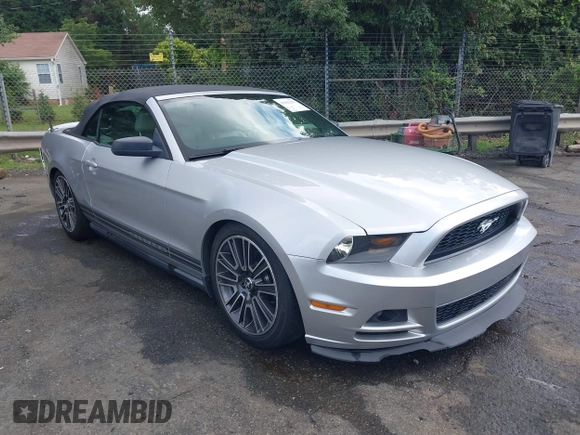 2011 Ford Mustang V6 with VIN 1ZVBP8EM7B5120539, listed as a IAAI auction lot 42502299 with 135,662 mi miles and . Bid and sale history available at DreamBid. Image 1.