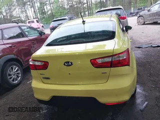 2016 Kia Rio LX with VIN KNADM4A32G6601159, listed as a IAAI auction lot 42044543 with 84,834 mi miles. Bid and sale history available at carsss.com. Image 16.