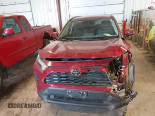2024 Toyota RAV4 XLE with VIN 2T3P1RFV1RW423570, listed as a IAAI auction lot 41320150 with 34,490 mi miles. Bid and sale history available at carsss.com. Image 6.
