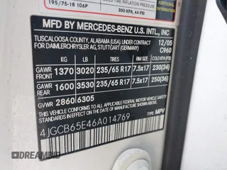 2006 Mercedes-Benz R-Class 3.5L with VIN 4JGCB65E46A014769, listed as a IAAI auction lot 41152052 with 163,288 mi miles. Bid and sale history available at carsss.com. Image 9.