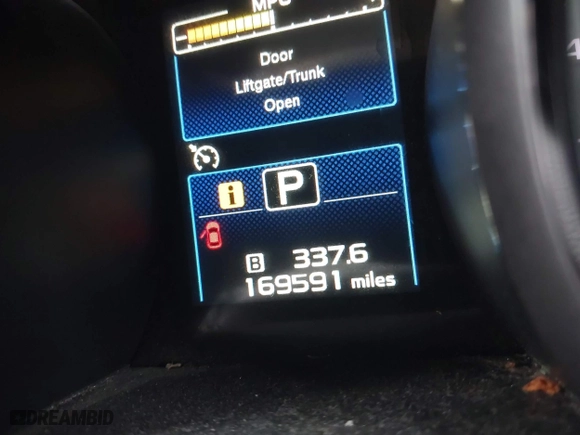 2015 Subaru Outback 2.5i with VIN 4S4BSAAC0F3269068, listed as a IAAI auction lot 41672708 with 169,591 mi miles. Bid and sale history available at carsss.com. Image 15.
