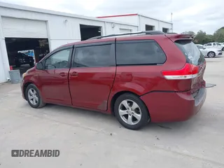 2011 Toyota Sienna LE AAS with VIN 5TDKK3DC8BS014320, listed as a IAAI auction lot 41587522 with 89,185 mi miles. Bid and sale history available at carsss.com. Image 14.