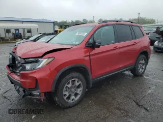 2023 Honda Passport TrailSport z VIN 5FNYF8H63PB044045, wystawiony jako Copart lot #56860385 z przebiegiem 11 483 mil mil oraz Szkoda całkowita • Salvage title. Historia ofert i sprzedaży dostępna na DreamBid. Obrazek 1.