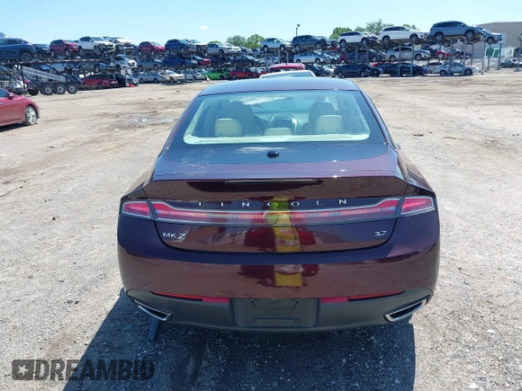 2013 Lincoln MKZ z VIN 3LN6L2GKXDR824996, wystawiony jako IAAI lot #42574204 z przebiegiem 81 370 mil mil oraz . Historia ofert i sprzedaży dostępna na DreamBid. Obrazek 16.