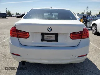 2014 BMW 3 Series 320i with VIN WBA3B1C59EK132901, listed as a Copart auction lot 50407035 with 91,615 mi miles and Salvage Title. Bid and sale history available at carsss.com. Image 6.