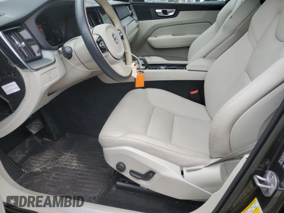 2023 Volvo XC60 Core z VIN YV4L12DV3P1203526, wystawiony jako Copart lot #78792564 z przebiegiem 28 910 mil mil oraz Szkoda całkowita • Salvage title. Historia ofert i sprzedaży dostępna na DreamBid. Obrazek 7.
