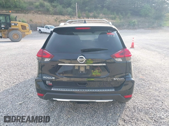 2020 Nissan Rogue SV z VIN JN8AT2MV4LW136313, wystawiony jako IAAI lot #42063856 z przebiegiem 36 298 mil mil oraz . Historia ofert i sprzedaży dostępna na DreamBid. Obrazek 16.
