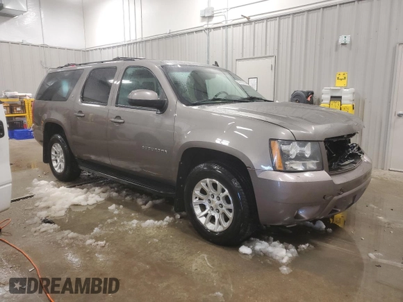 2013 Chevrolet Suburban LT with VIN 1GNSKJE72DR236026, listed as a Copart auction lot 86153104 with 222,417 mi miles and Salvage title. Bid and sale history available at DreamBid. Image 4.