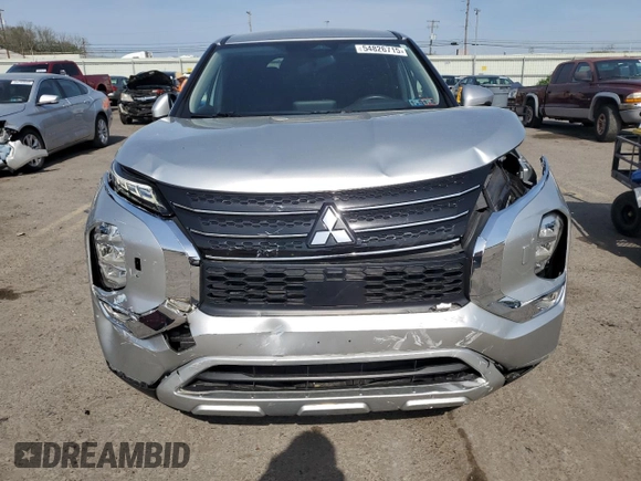 2023 Mitsubishi Outlander SE z VIN JA4J4UA8XPZ030868, wystawiony jako Copart lot #54826715 z przebiegiem 48 777 mil mil oraz Szkoda całkowita • Salvage title. Historia ofert i sprzedaży dostępna na DreamBid. Obrazek 5.