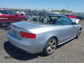2016 Audi A5 Premium Plus z VIN WAUM2AFH4GN004366, wystawiony jako IAAI lot #42110096 z przebiegiem Nie podano mil oraz . Historia ofert i sprzedaży dostępna na DreamBid. Obrazek 4.