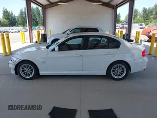 2010 BMW 3 Series 328i xDrive with VIN WBAPK5C58AA649146, listed as a IAAI auction lot 42408311 with 90,944 mi miles and . Bid and sale history available at DreamBid. Image 14.