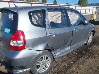2007 Honda Fit Sport with VIN JHMGD37657S055233, listed as a IAAI auction lot 42194843 with 190,715 mi miles and . Bid and sale history available at DreamBid. Image 6.