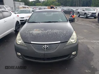 2005 Toyota Solara SE z VIN 4T1CE38P95U964917, wystawiony jako IAAI lot #42511317 z przebiegiem 339 570 mil mil oraz . Historia ofert i sprzedaży dostępna na DreamBid. Obrazek 6.