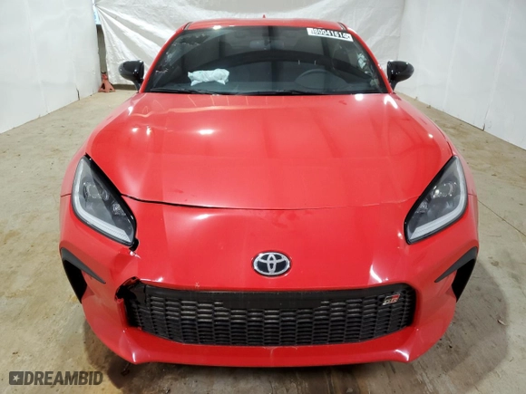 2024 Toyota GR86 with VIN JF1ZNBB19R8757560, listed as a Copart auction lot 80041614 with 357 mi miles and Clean Title. Bid and sale history available at carsss.com. Image 5.