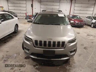 2019 Jeep Cherokee Limited with VIN 1C4PJMDN1KD179217, listed as a IAAI auction lot 41544631 with 90,045 mi miles. Bid and sale history available at carsss.com. Image 13.