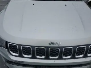2024 Jeep Compass Latitude Lux z VIN 3C4NJDFN4RT134099, wystawiony jako Copart lot #58906095 z przebiegiem 4 257 mil mil oraz Szkoda całkowita • Salvage title. Historia ofert i sprzedaży dostępna na DreamBid. Obrazek 11.