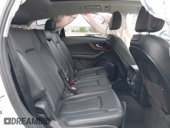 2017 Audi Q7 Premium Plus with VIN WA1LAAF70HD030635, listed as a IAAI auction lot 37987370 with 65,923 mi miles. Bid and sale history available at carsss.com. Image 8.
