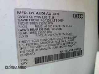 2024 Audi Q3 S line Premium z VIN WA1DECF39R1137946, wystawiony jako Copart lot #47194135 z przebiegiem 3 110 mil mil oraz Szkoda całkowita • Salvage title. Historia ofert i sprzedaży dostępna na DreamBid. Obrazek 14.
