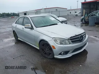 2008 Mercedes-Benz C 350 Sport z VIN WDDGF56XX8R020414, wystawiony jako IAAI lot #42301129 z przebiegiem Nie podano mil oraz . Historia ofert i sprzedaży dostępna na DreamBid. Obrazek 1.