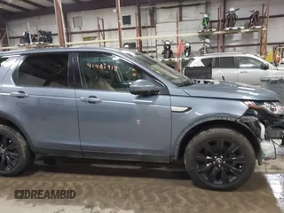 2019 Land Rover Discovery Sport HSE Luxury with VIN SALCT2FX9KH827366, listed as a IAAI auction lot 41481918 with 61,815 mi miles. Bid and sale history available at carsss.com. Image 14.