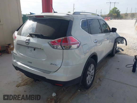 2015 Nissan Rogue SL with VIN 5N1AT2MV5FC878040, listed as a IAAI auction lot 41968061 with 124,352 mi miles and . Bid and sale history available at carsss.com. Image 4.