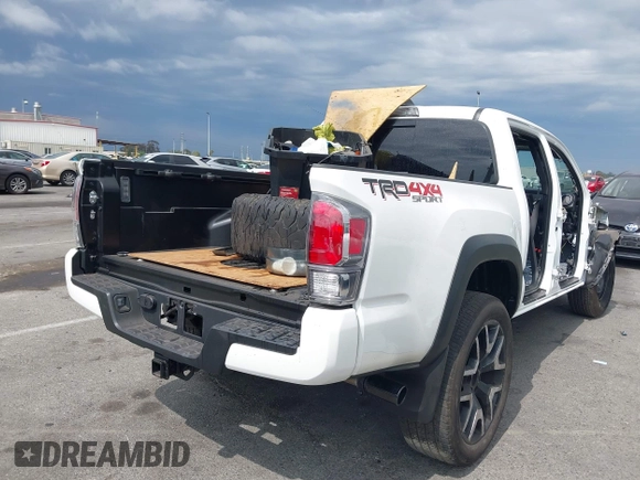 2023 Toyota Tacoma SR с VIN 3TMCZ5AN3PM649180, выставлен на аукционе IAAI как лот 42418511 с пробегом 11 275 миль миль и . История ставок и продаж доступна на DreamBid. Изображение 4.