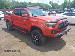 2017 Toyota Tacoma SR5 with VIN 3TMCZ5AN8HM058988, listed as a IAAI auction lot 42560103 with 140,845 mi miles and . Bid and sale history available at DreamBid. Image 1.