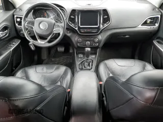 2019 Jeep Cherokee Limited z VIN 1C4PJMDX8KD306983, wystawiony jako Copart lot #50407785 z przebiegiem 67 055 mil mil oraz Szkoda całkowita • Salvage title. Historia ofert i sprzedaży dostępna na DreamBid. Obrazek 8.