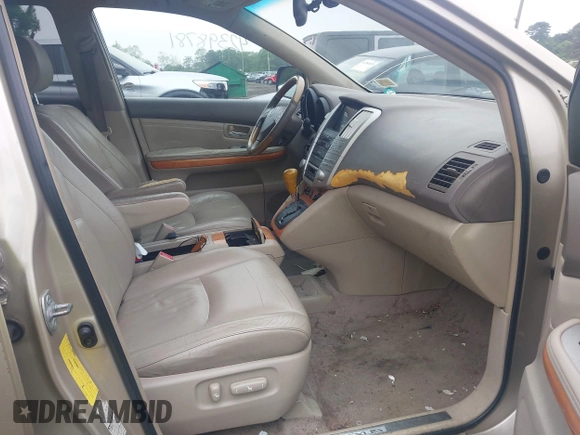 2005 Lexus RX 330 z VIN 2T2HA31U05C049002, wystawiony jako IAAI lot #42398781 z przebiegiem 158 979 mil mil oraz . Historia ofert i sprzedaży dostępna na DreamBid. Obrazek 5.
